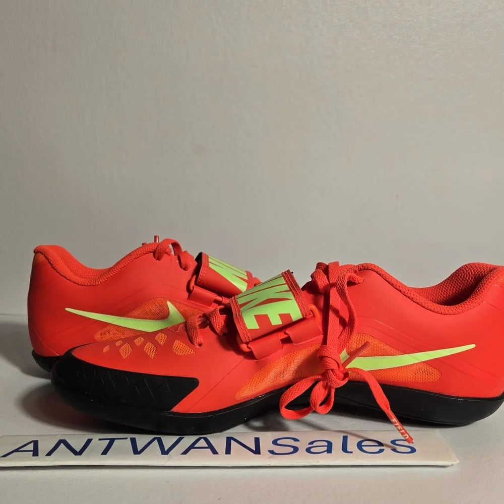 Nike zoom rival